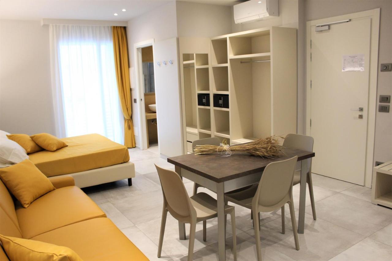 B&B Primrose Residence Hotel Римини Экстерьер фото