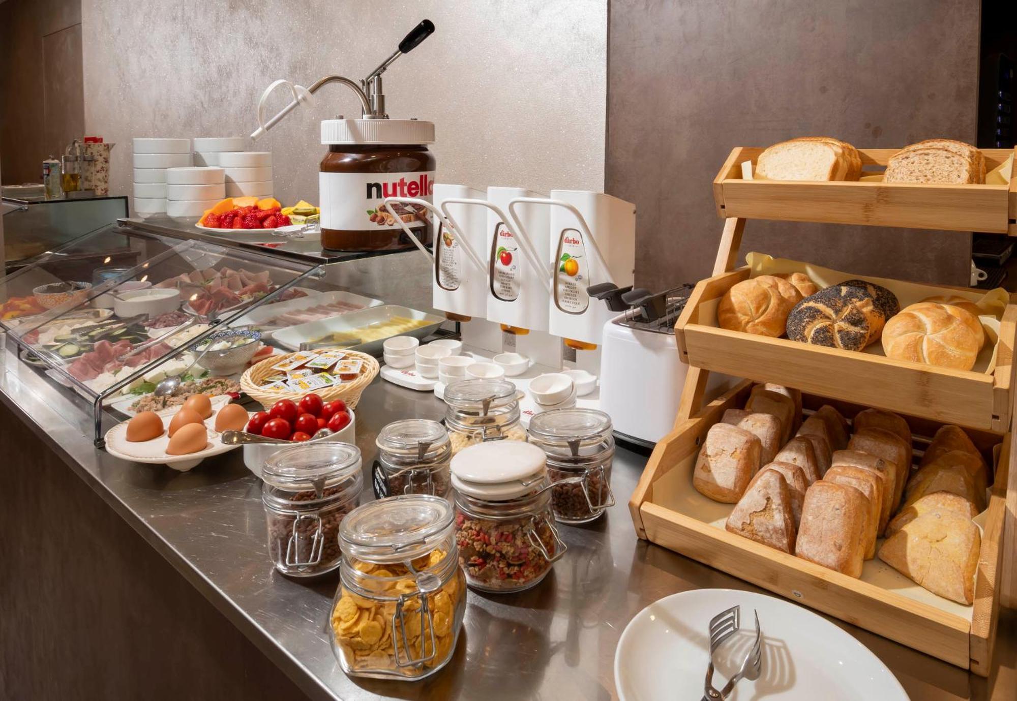 B&B Primrose Residence Hotel Римини Экстерьер фото